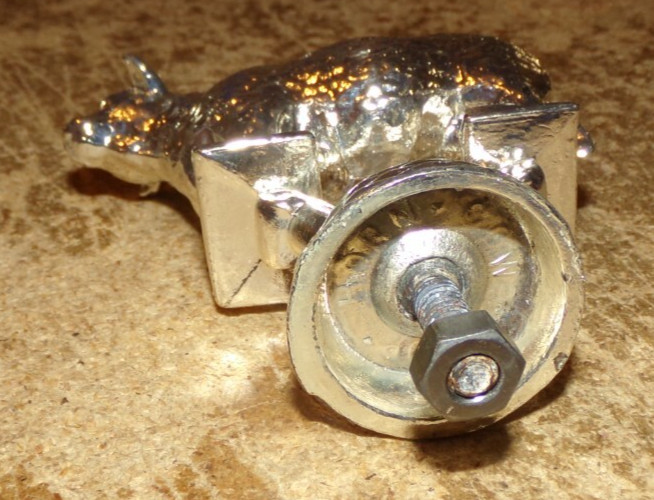 vintage heavy metal silver color shorthorn cow trophy top in nice shape used