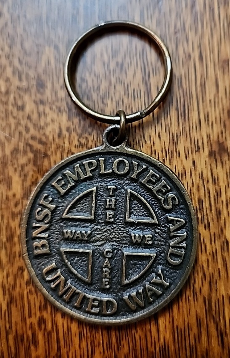 VINTAGE*( Year 2000 ) B.N.S.F Employees And United Way Commemorative KEY CHAIN