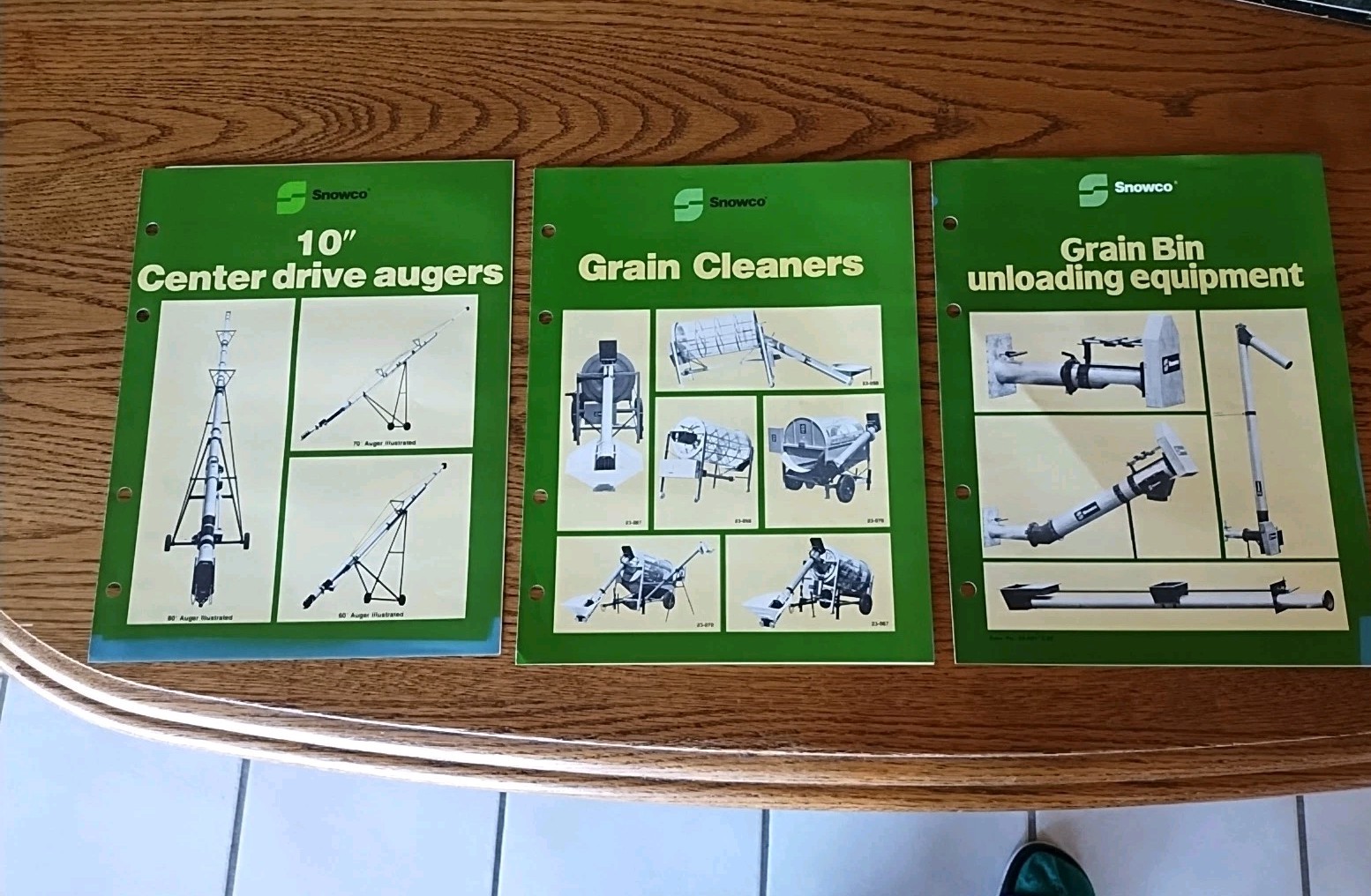 3 Vtg Snowco Grain Bin Unloading Equip Cleaners Center Drive Augers Brochures