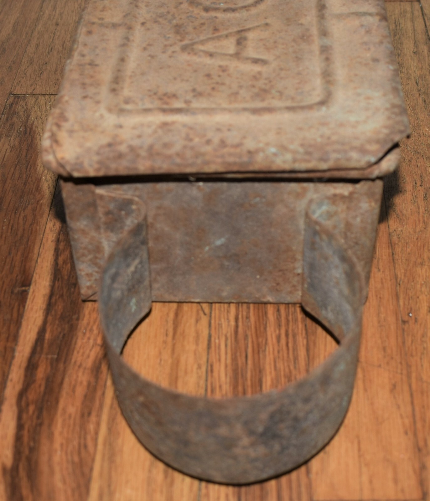 Antique Vintage ACME Farm Tractor Equipment Tool Box w Oil Can Ring
