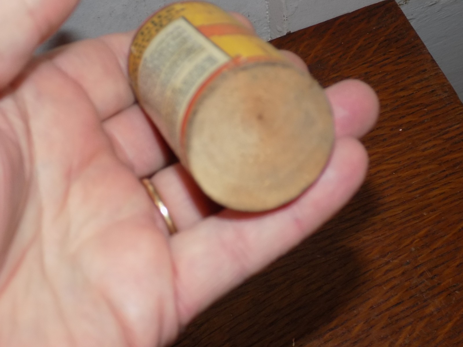Vintage Pratts White Diarrhea Remedy For Little Chicks EMPTY 7/8 Ounce Container
