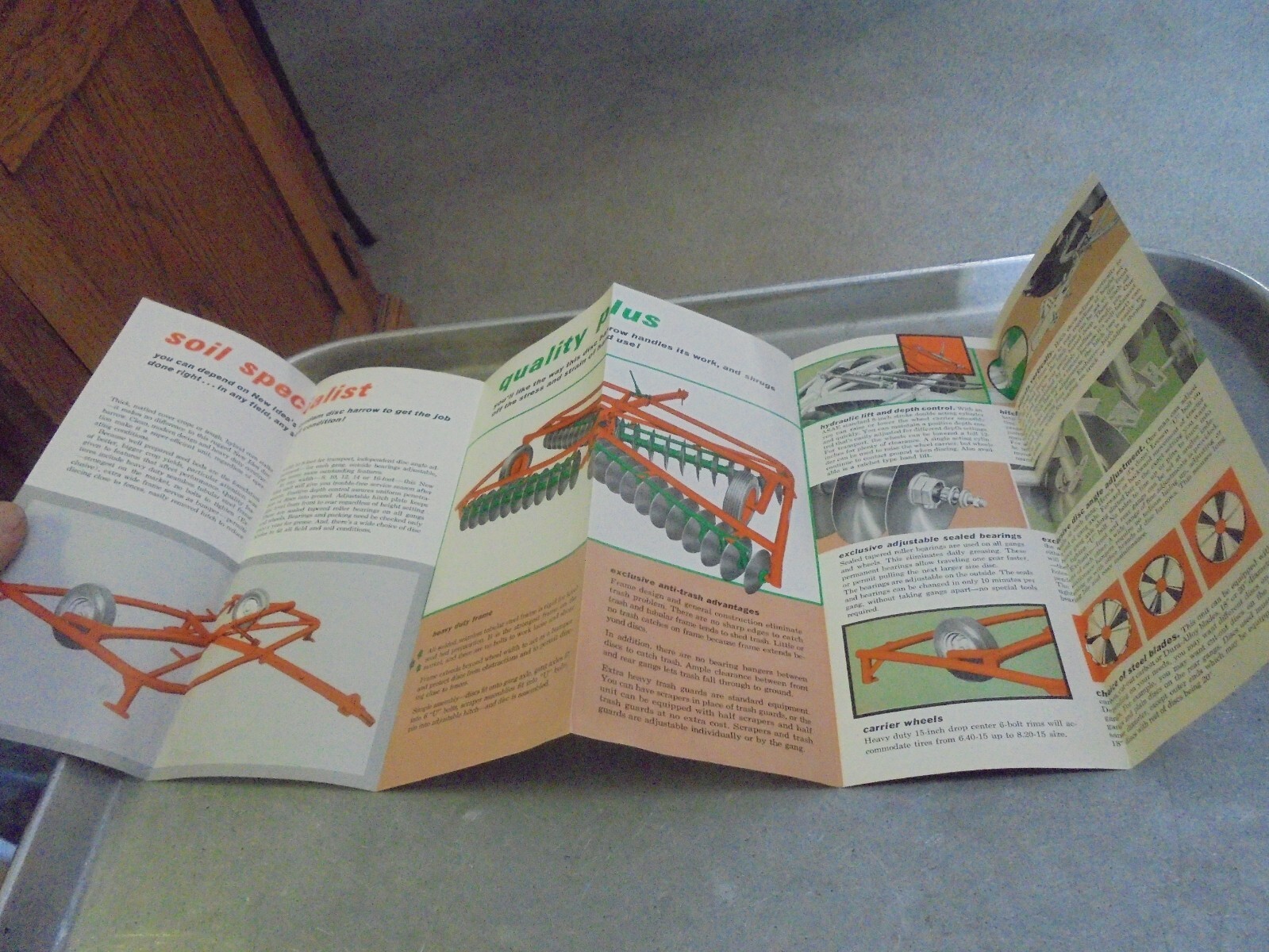 Vintage 1964 New Idea Disc harrow Brochure