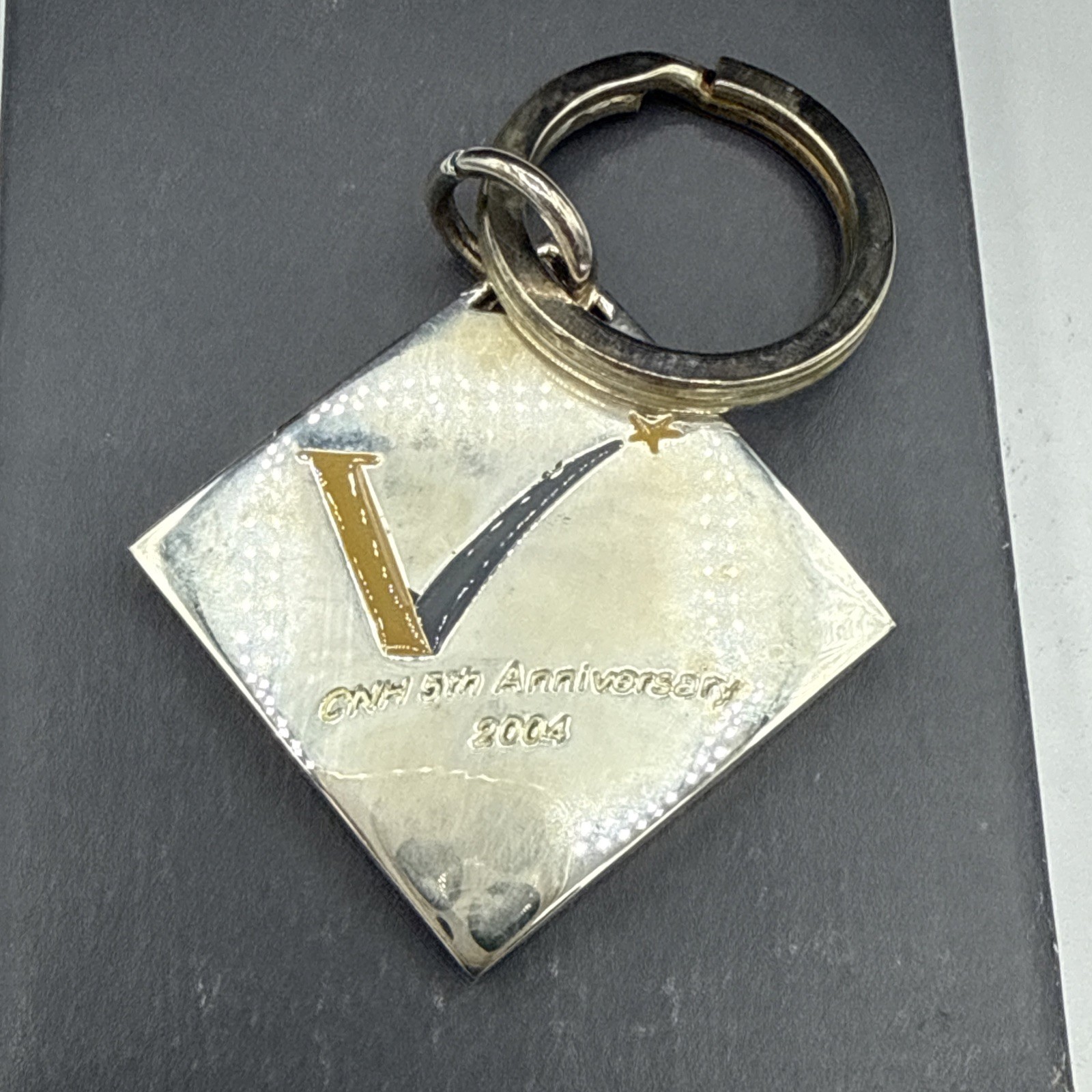 RARE CNH Capital CASE 5th Anniversary Silver Metal Promo Keychain in Box