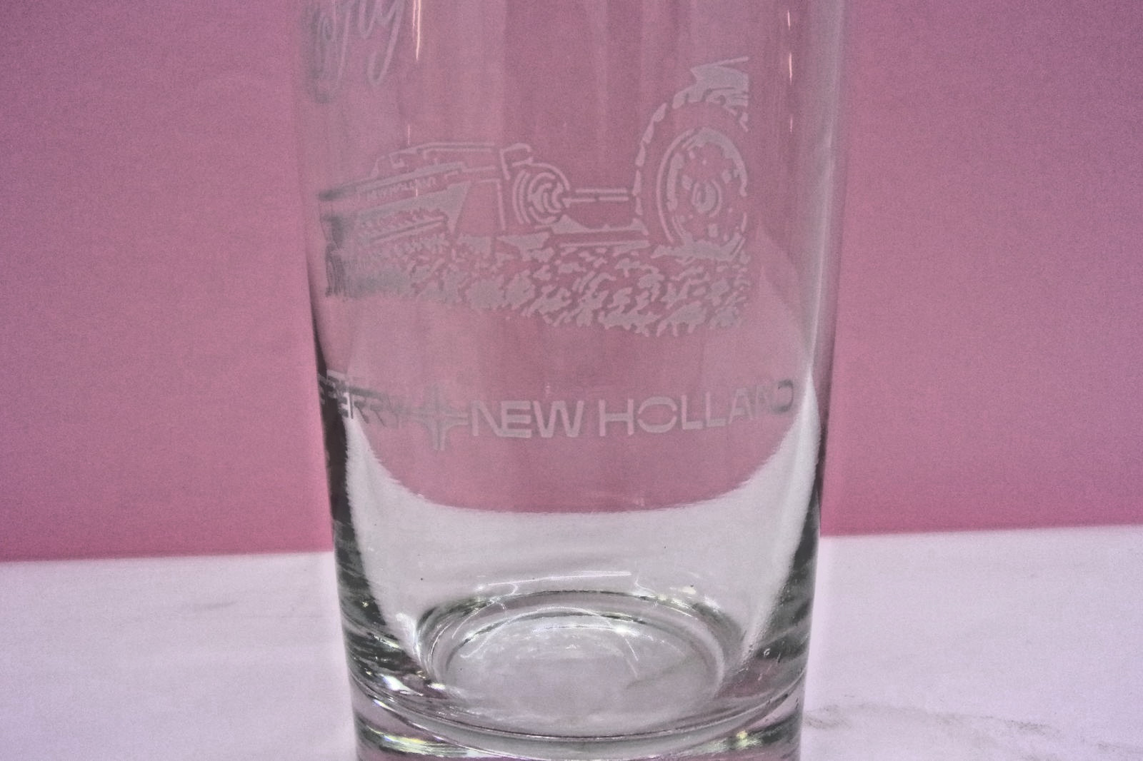 1980 commemorative glass 85 years Sperry New Holland&rsquo;s service to agriculture