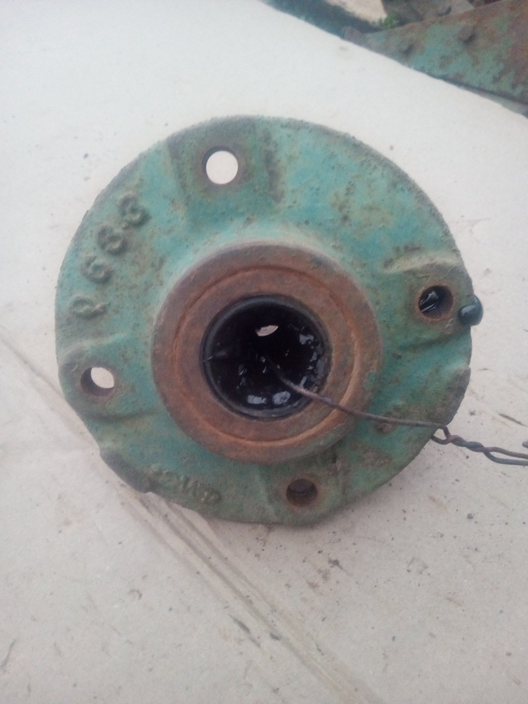 kewanee Disk 4 Hole Hub Part # 0633