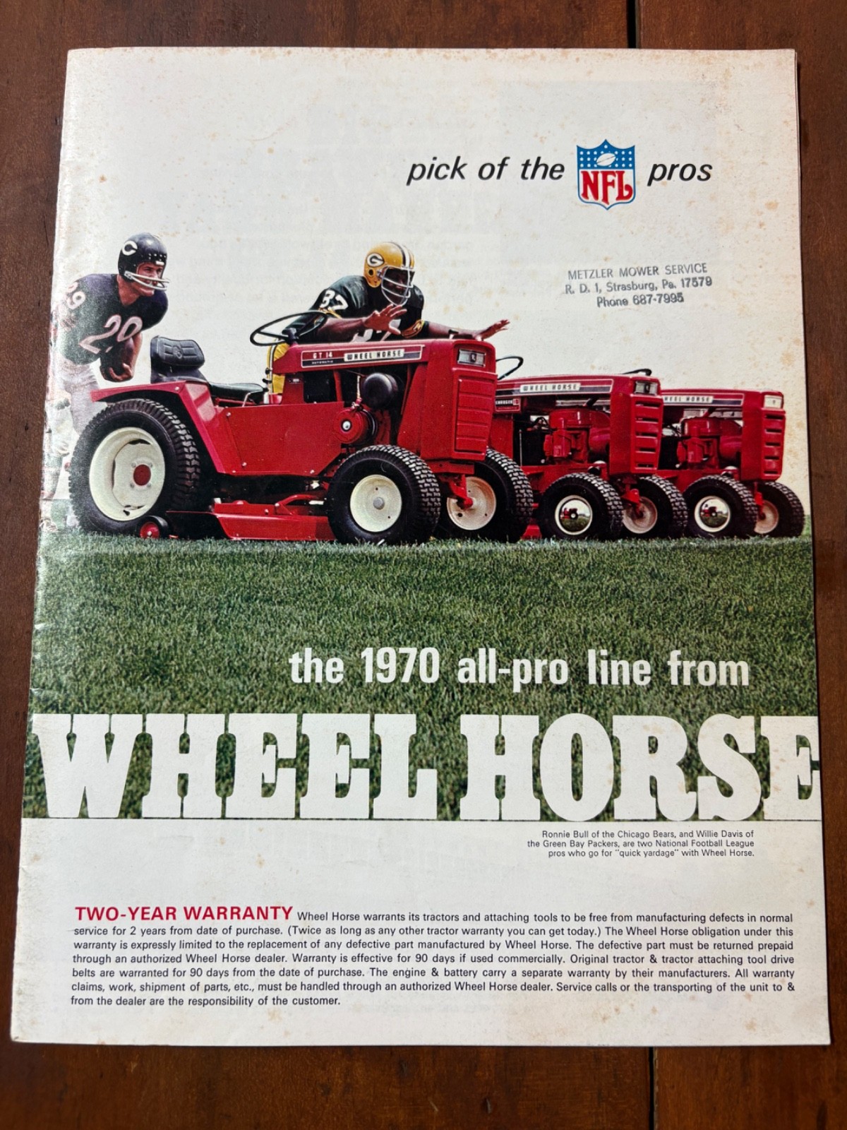 1970 Wheel Horse Garden Tractors Brochure NFL GT-14 Electro 12 Charger 10 12