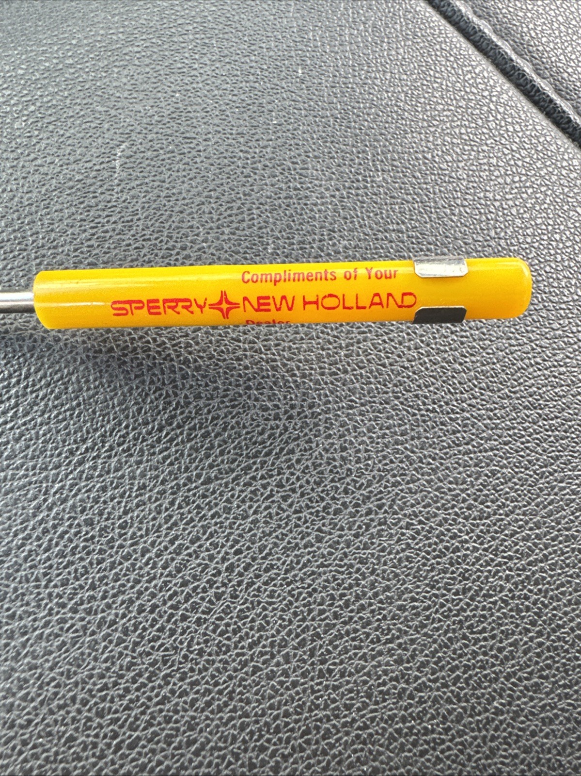 Vintage Sperry New Holland Dealer Advertising Screwdriver With Pocket Clip