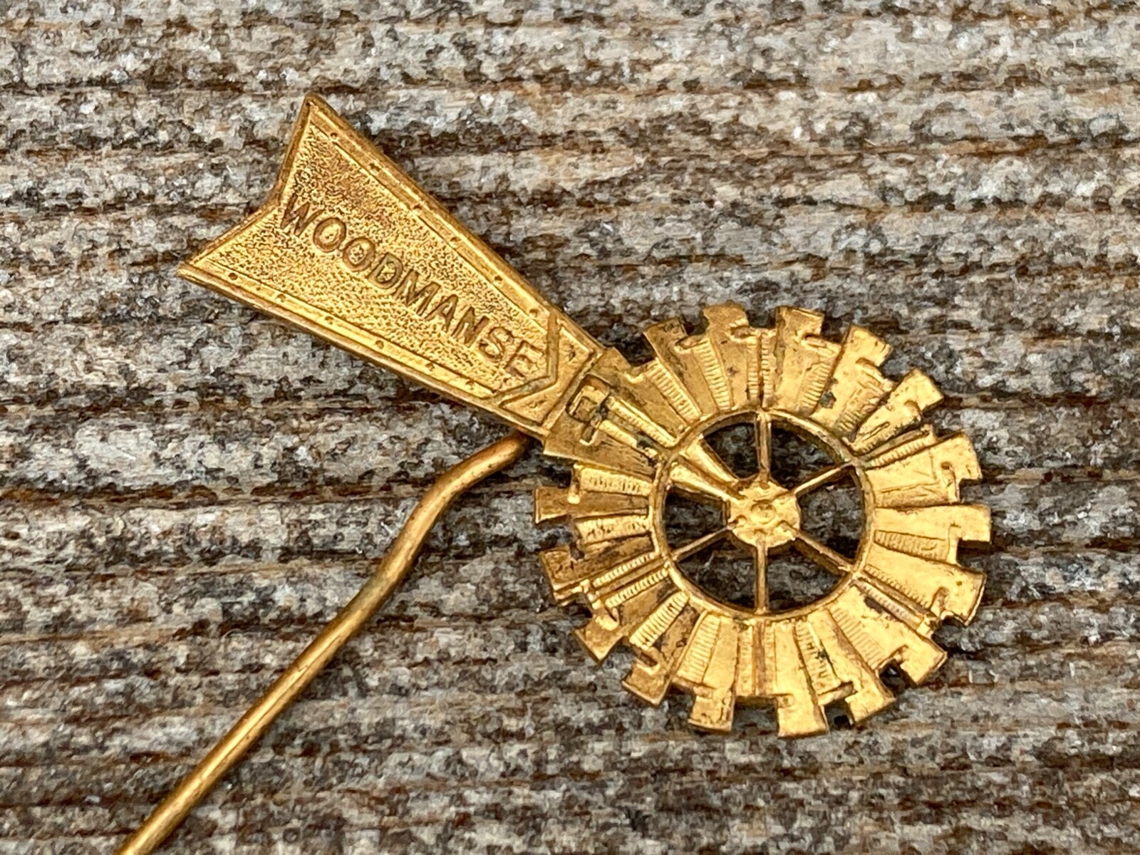 ANTIQUE c.1910 WOODMANSE WIND MILLS FREEPORT IL STICK PIN FARMING