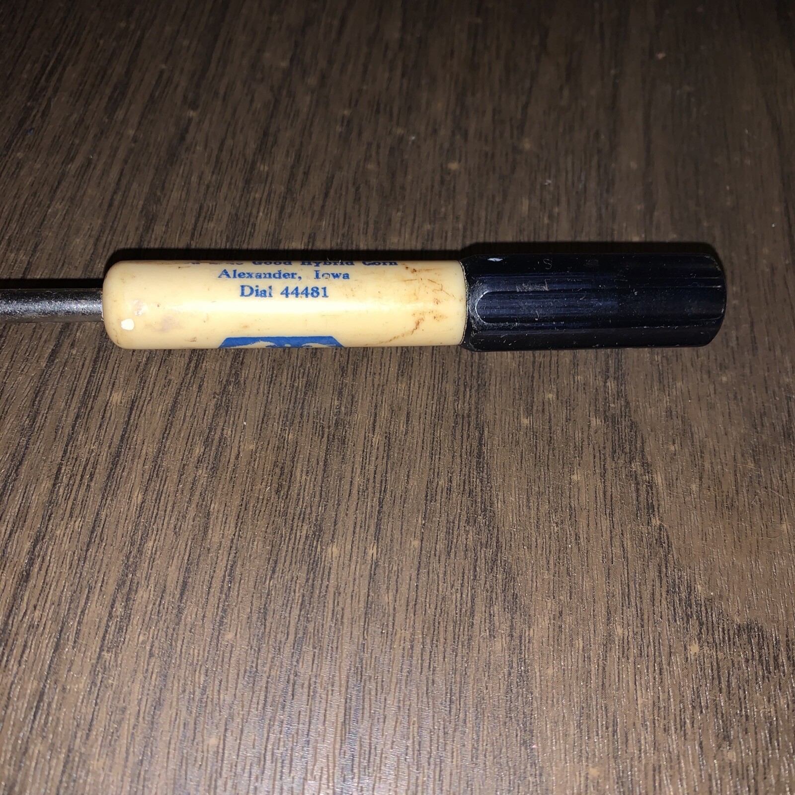 Vtg Alexander, Iowa Hatchery Ad Screwdriver – Hy-line Chicks Hybrid Corn
