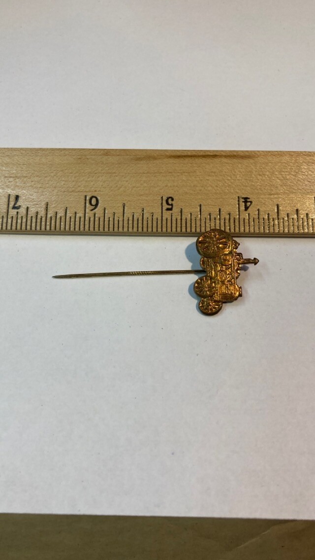 1920&rsquo;s ADVANCE RUMELY TRACTOR STICKPIN FARM ADVERTISING LAPORTE IN