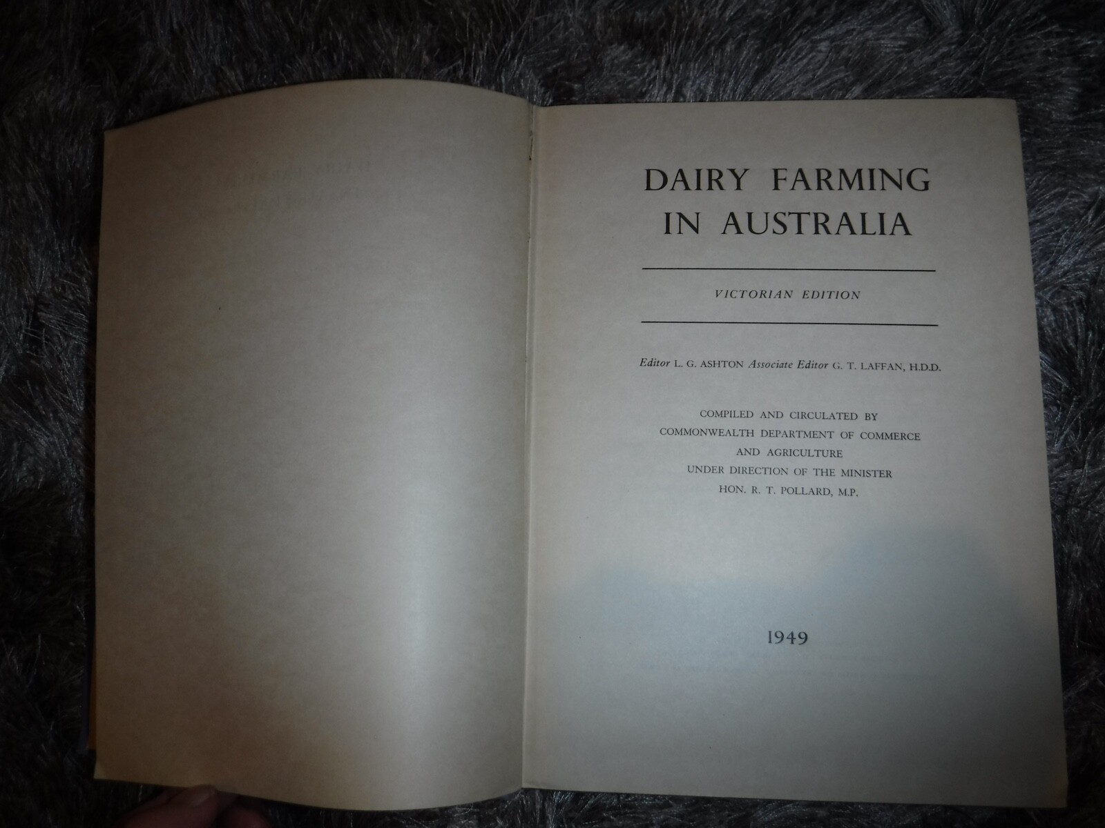 DAIRY FARMING IN AUSTRALIA – VICTORIAN ED VINTAGE 1949 BY HON. R T POLLARD