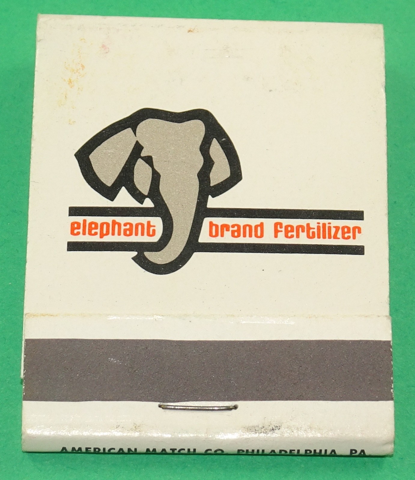 Cominco American BISMARCK, ND. Front-Strike Matchbook Full – American Match Co.