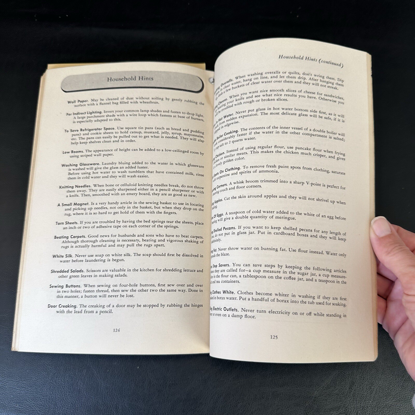 1943 TEXACO HARVEST GOLD FARM MANUAL