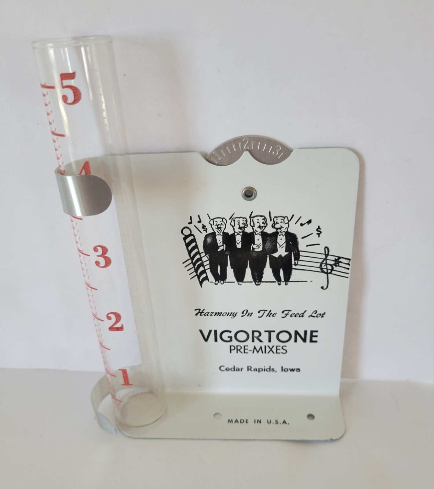 Vintage Aricultural Adveryising Vigortone Cedar Rapids, IA 6&Prime; Rain Gauge