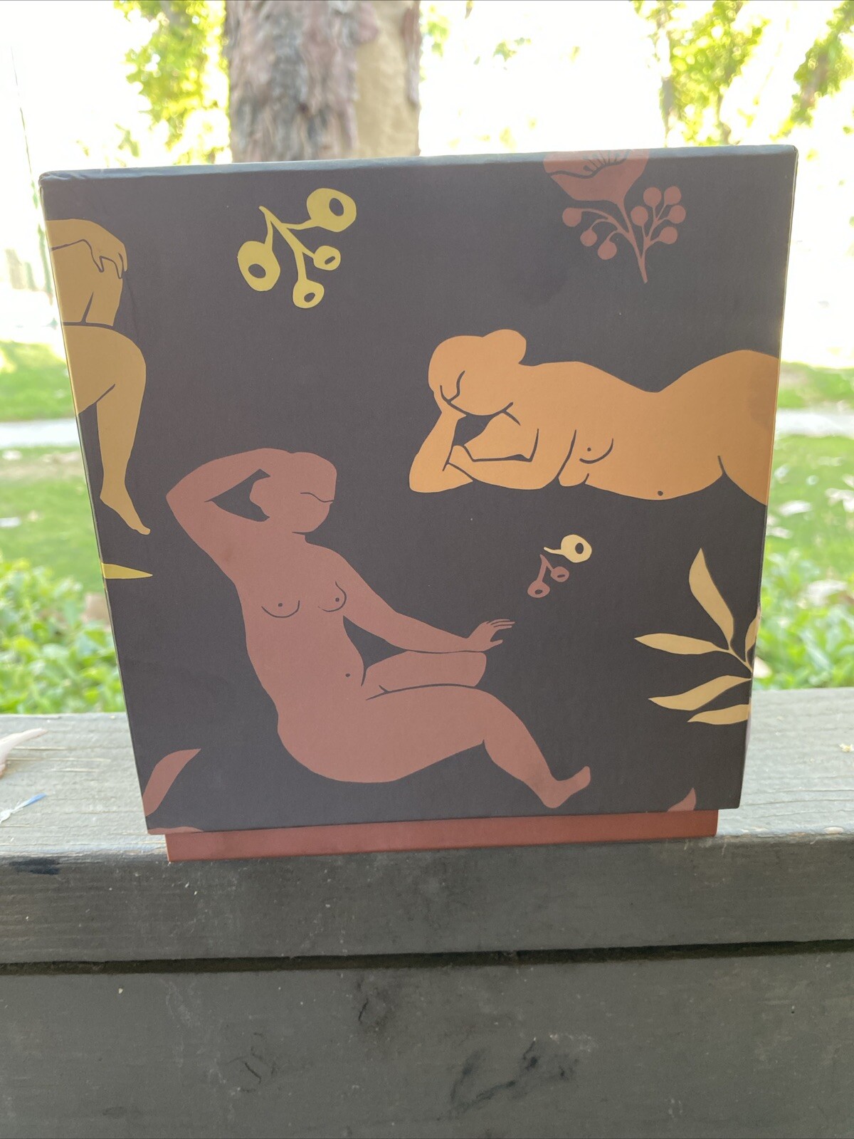 NEW ONYX HAUS BODY VASE FEMALE FORM GOLD