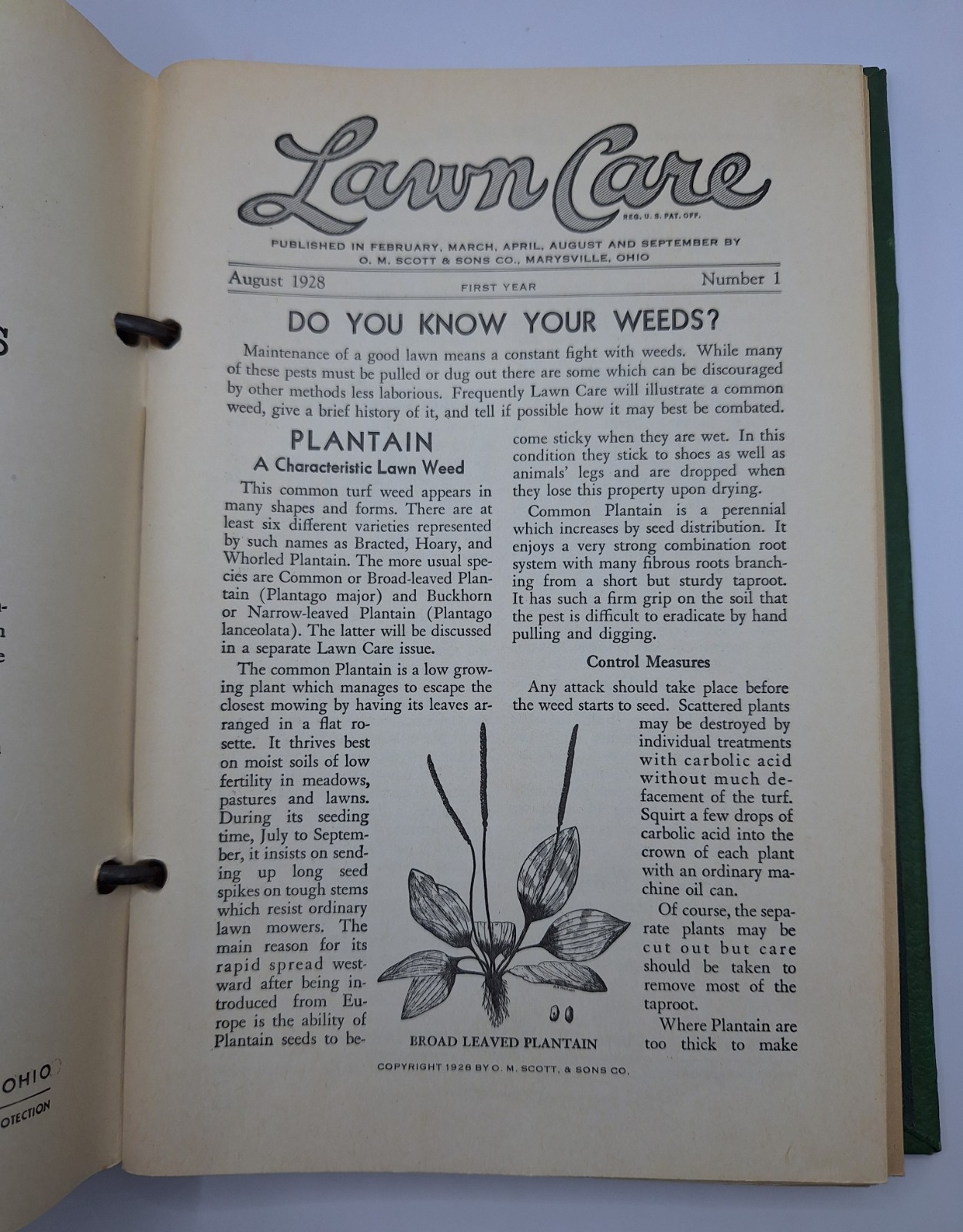 Scotts Lawn Care Binder w/Quarterly Bulletin Inserts O M Scott & Sons Co Vintage