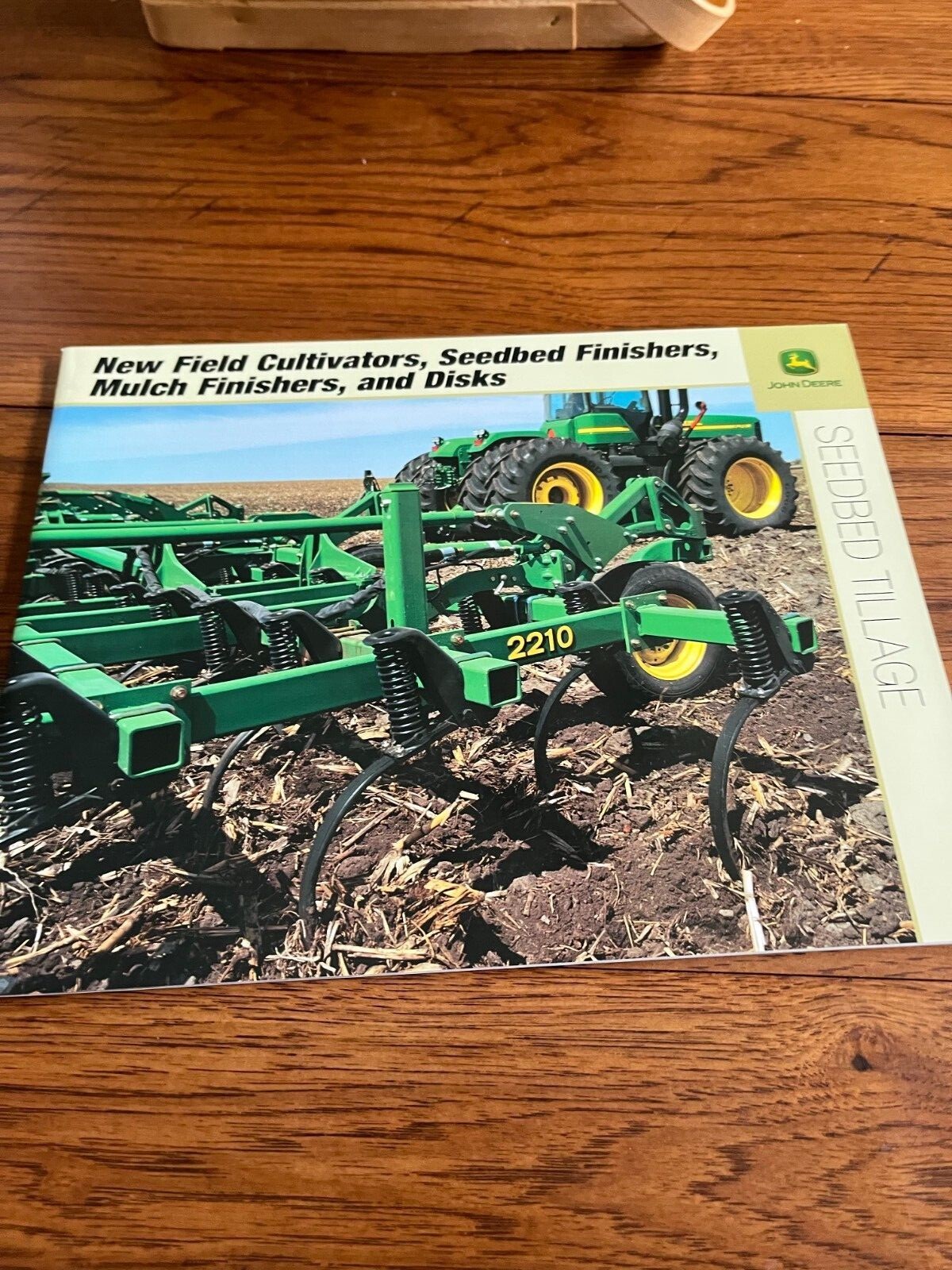 John Deere Seedbed Tillage For 2004 Brochure FCCA