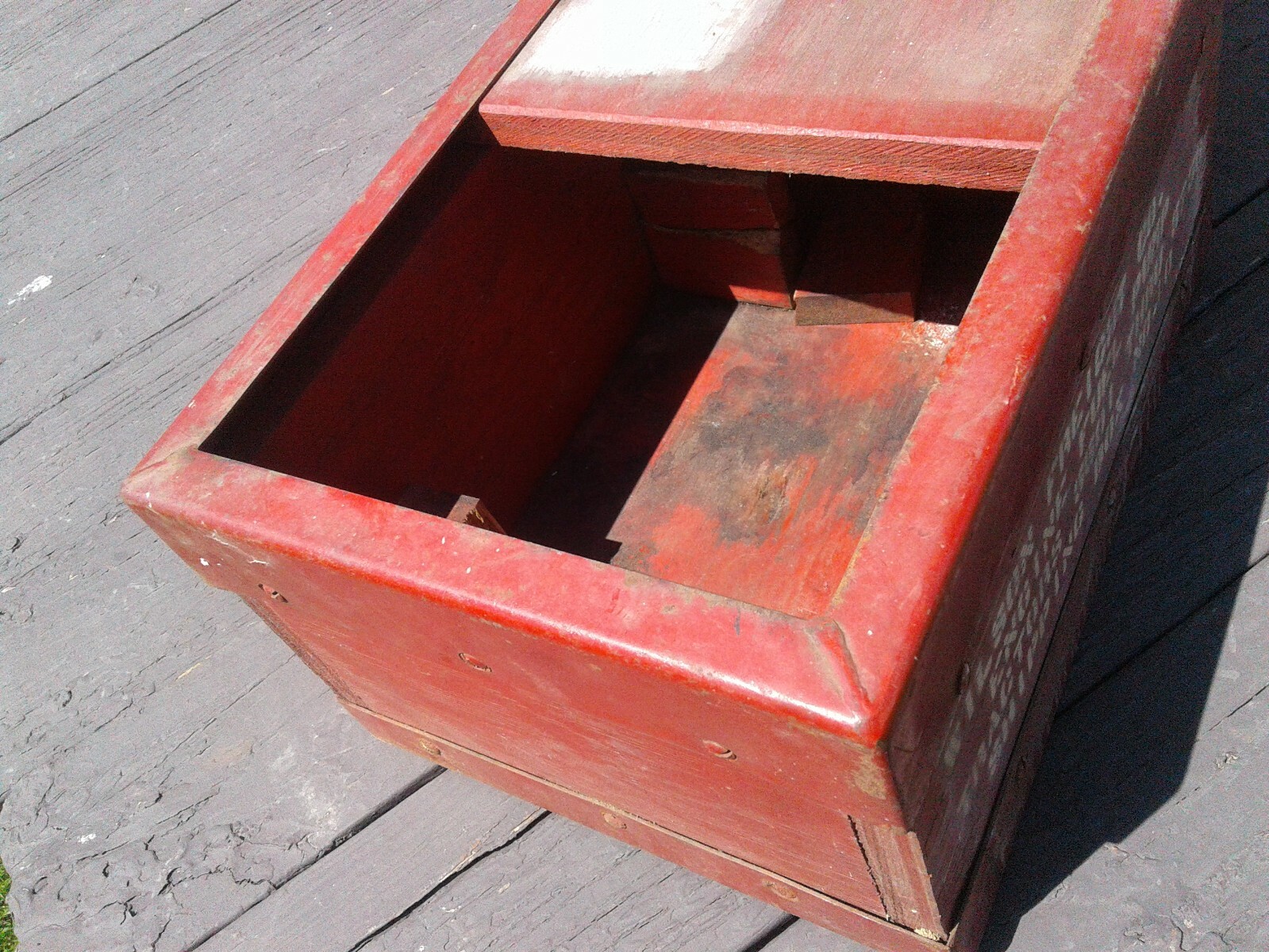 Antique Red Engine Tractor Fuel Pump Wood Shipping Crate Wilson Freight Co.