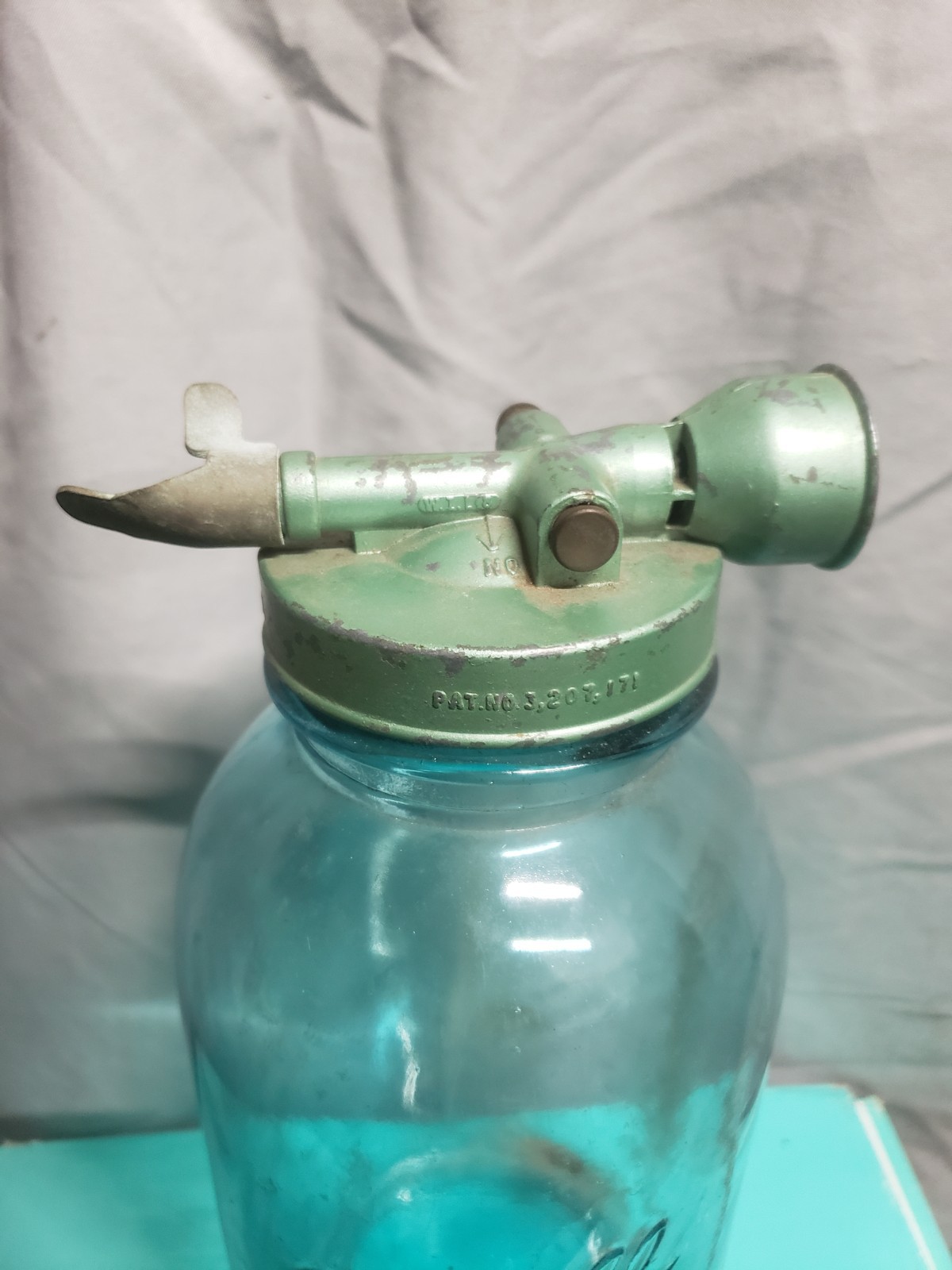 Vintage 60&rsquo;s Sears Chemical Lawn Fertilizer Sprayer & Blue #5 Perfect Mason