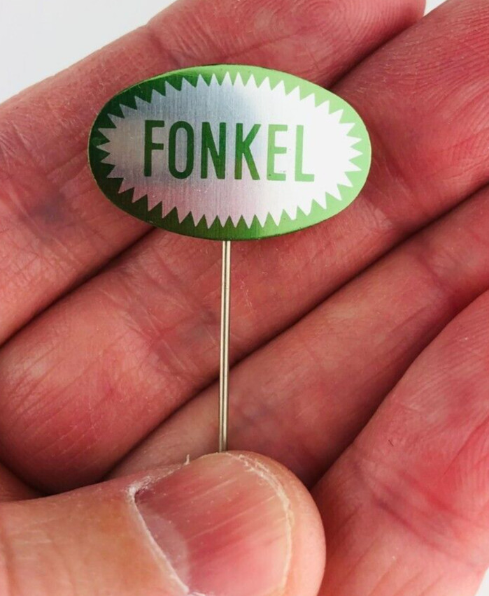 Fonkel 1960s Lapel Pin Farming Machinery Manufacturer Marque Logo *J7h