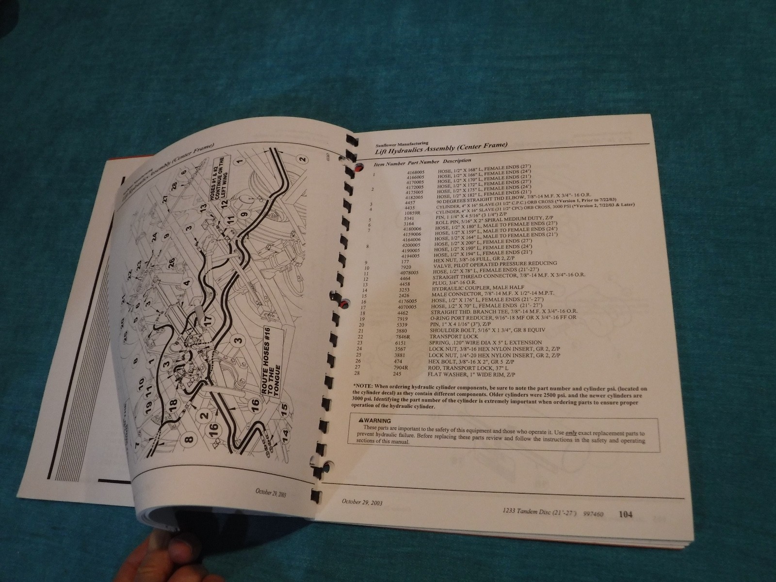 TANDOM DISC 1233 21&prime; – 27&prime; WIDE CENTER OPERATORS MANUAL SUNFLOWER 2003 BOOK