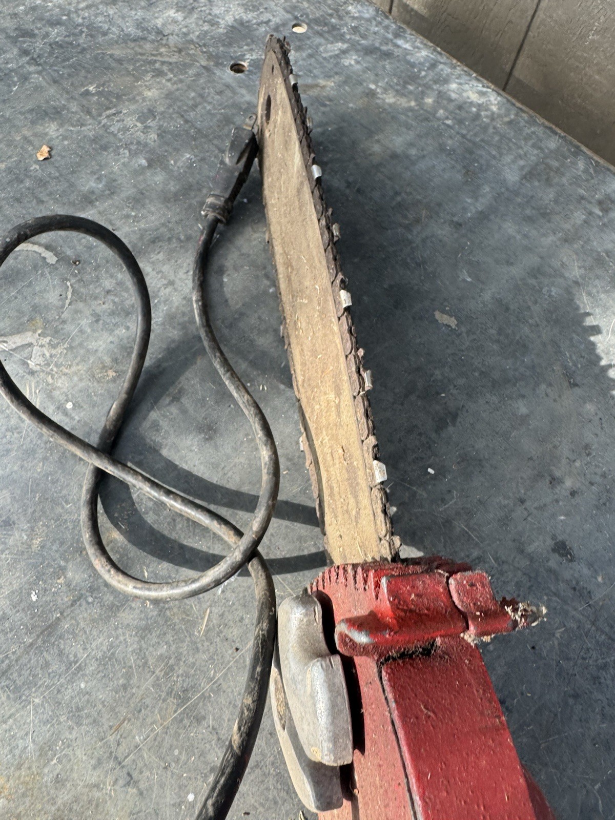 1952 Mall Tool Co Model 1E12 Electric Hand Chain Saw Very Hard Too Find