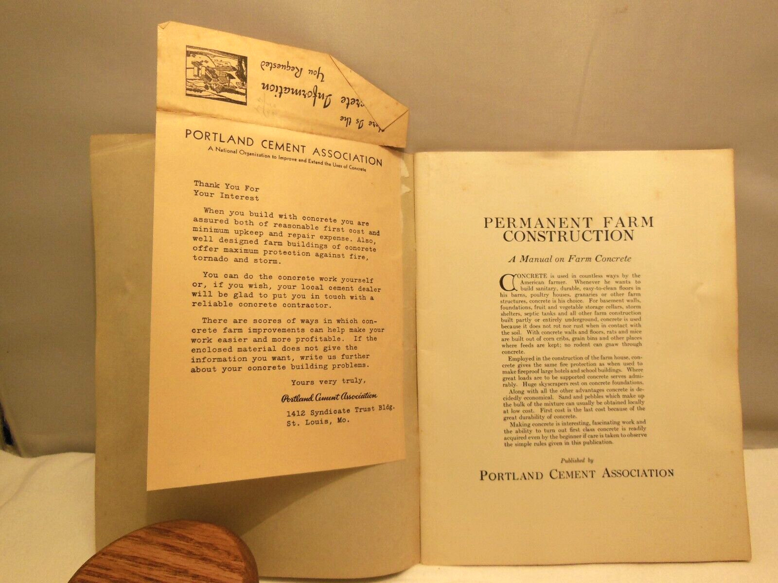 VTG MANUAL ON FARM CONCRETE PERMANENT FARM CONSTRUCTION PORTLAND CEMENT ASSOC.