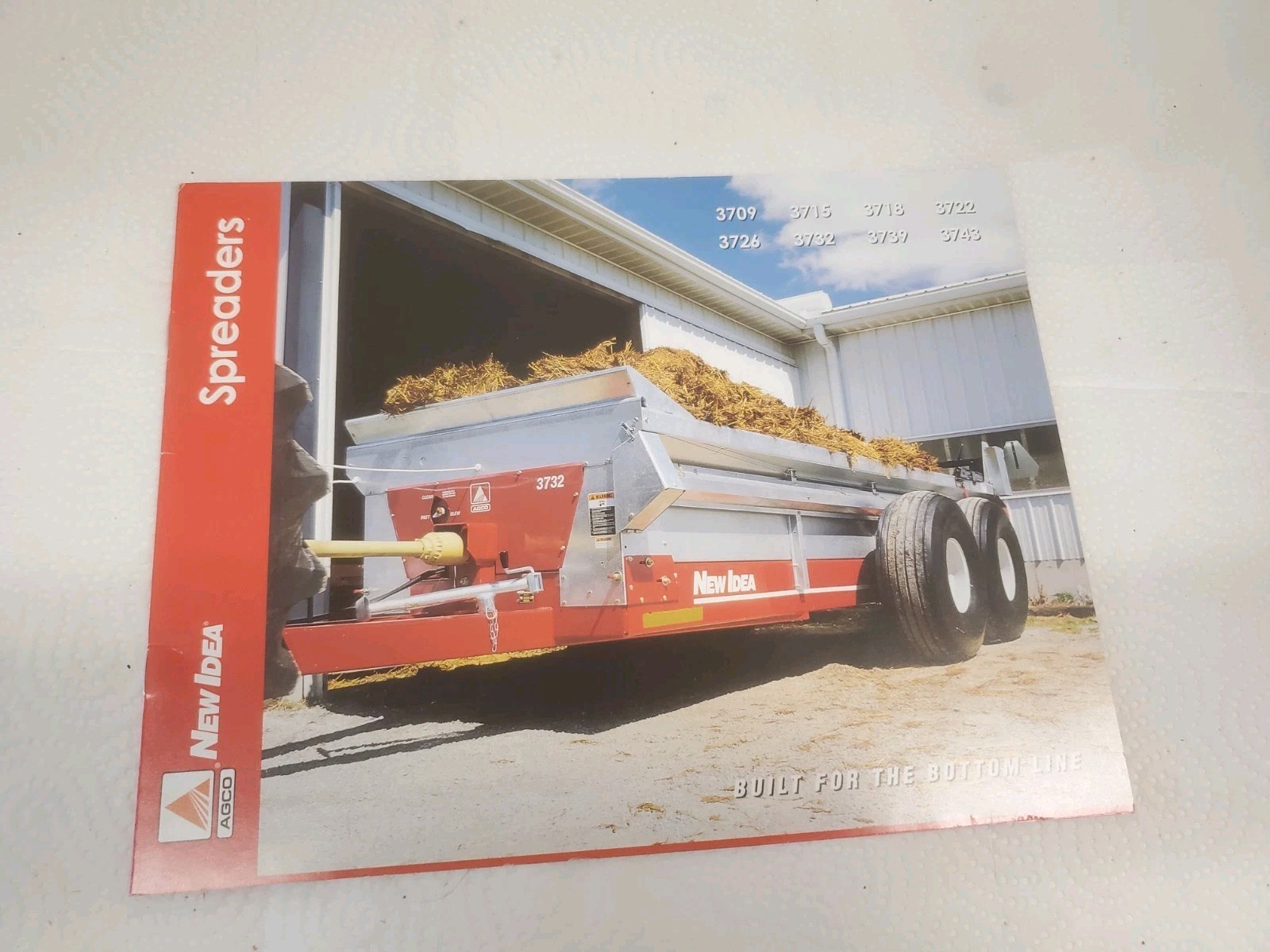 4 Page sales Brochure New Idea Manure Spreaders Agco 3732 Farm Livestock 2001