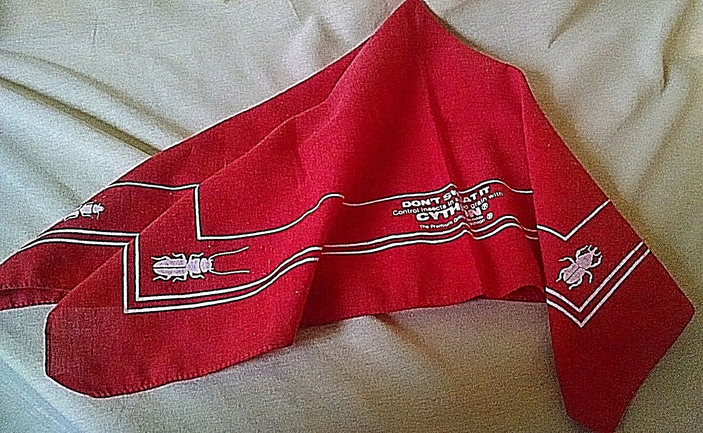 CYTHION SCARF RED WHITE CLOTH DON&rsquo;T SWEAT IT STORED GRAIN AGRICULTURE PROMO.