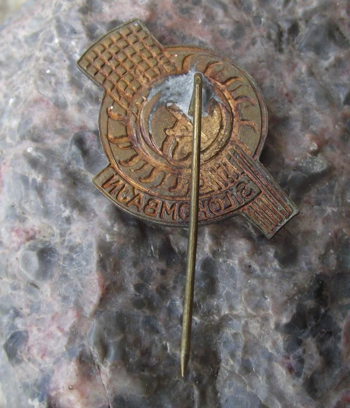 Antique Silokombajn Farming Farm Equipment Czech Crop Cutter Blower Pin Badge