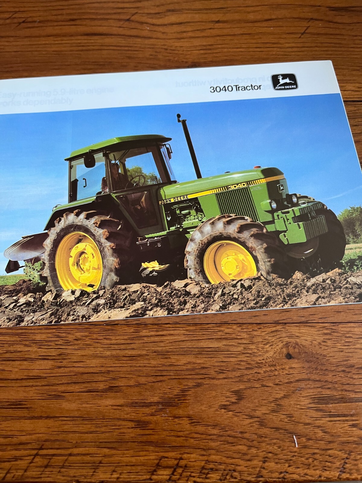 John Deere 2040S X-E Series Tractor English For 1985 Brochure AMIL21 ver4
