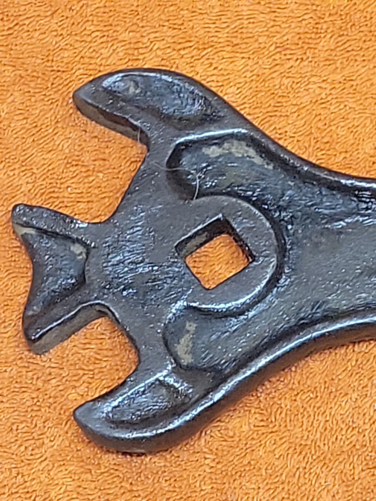 H•Vintage 14&Prime; La Crosse Plow Co. K29 Wrench- Back Side Ruler Marked – Nice