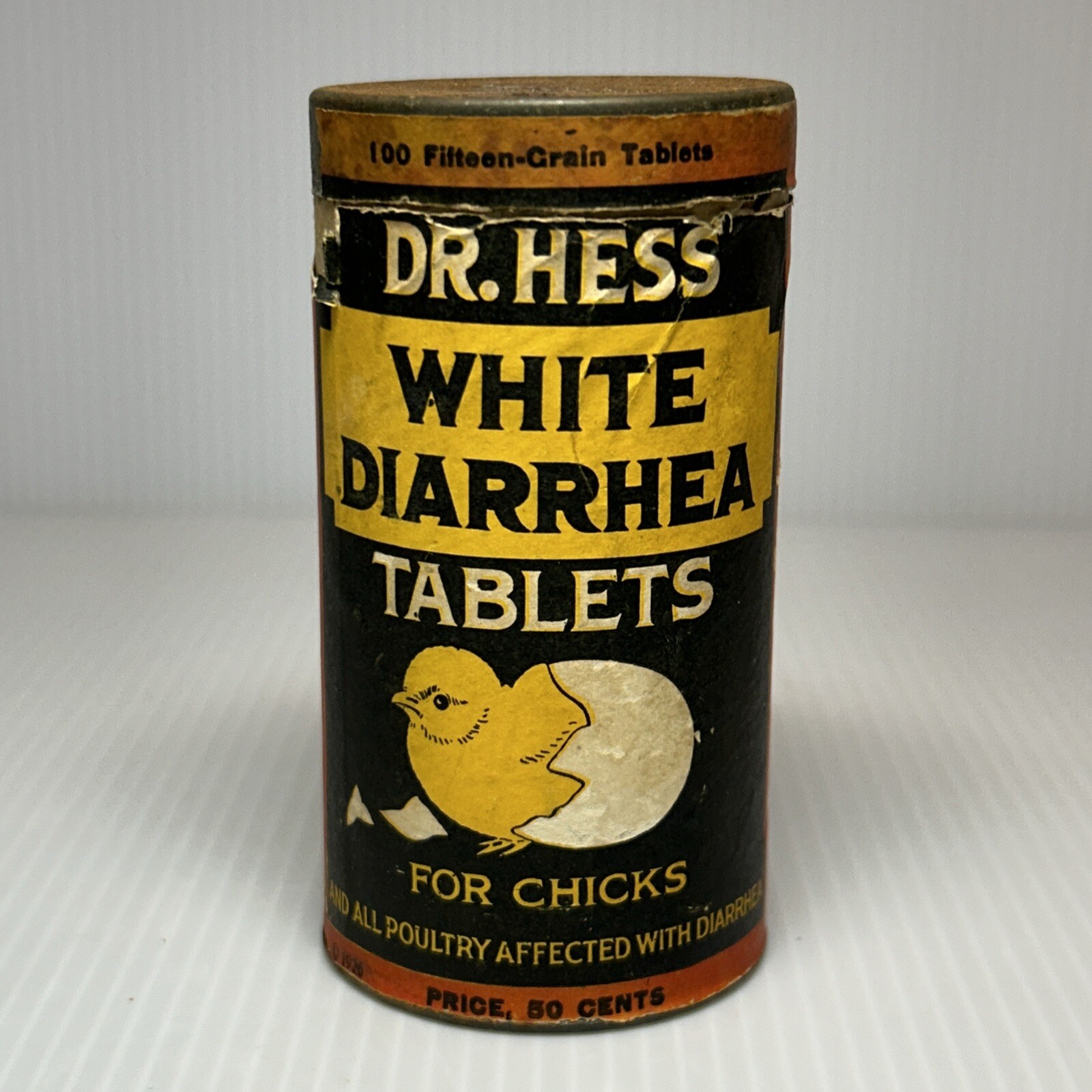 Antique 1926 Dr Hess White Diarrhea Tablets for Chicks, Farm Medicine Can ~ RARE