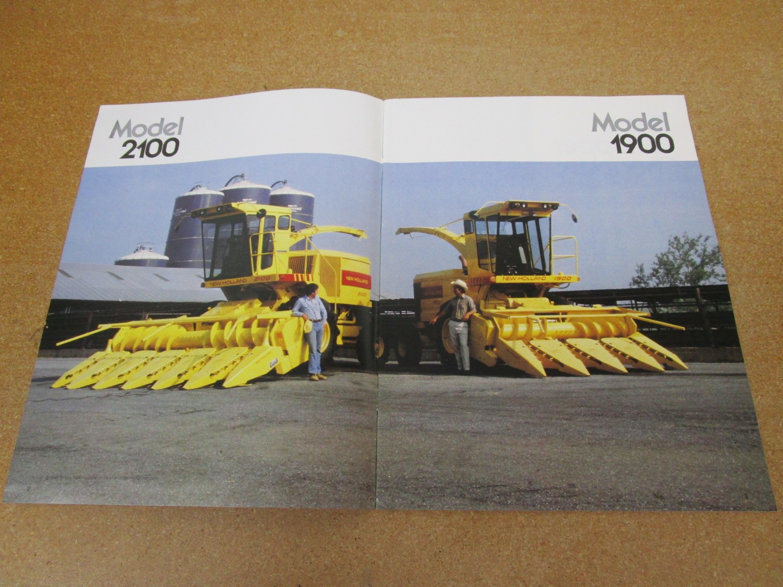 1983 Sperry New Holland Self Propelled Chopper hay sales brochure ORIGINAL farm