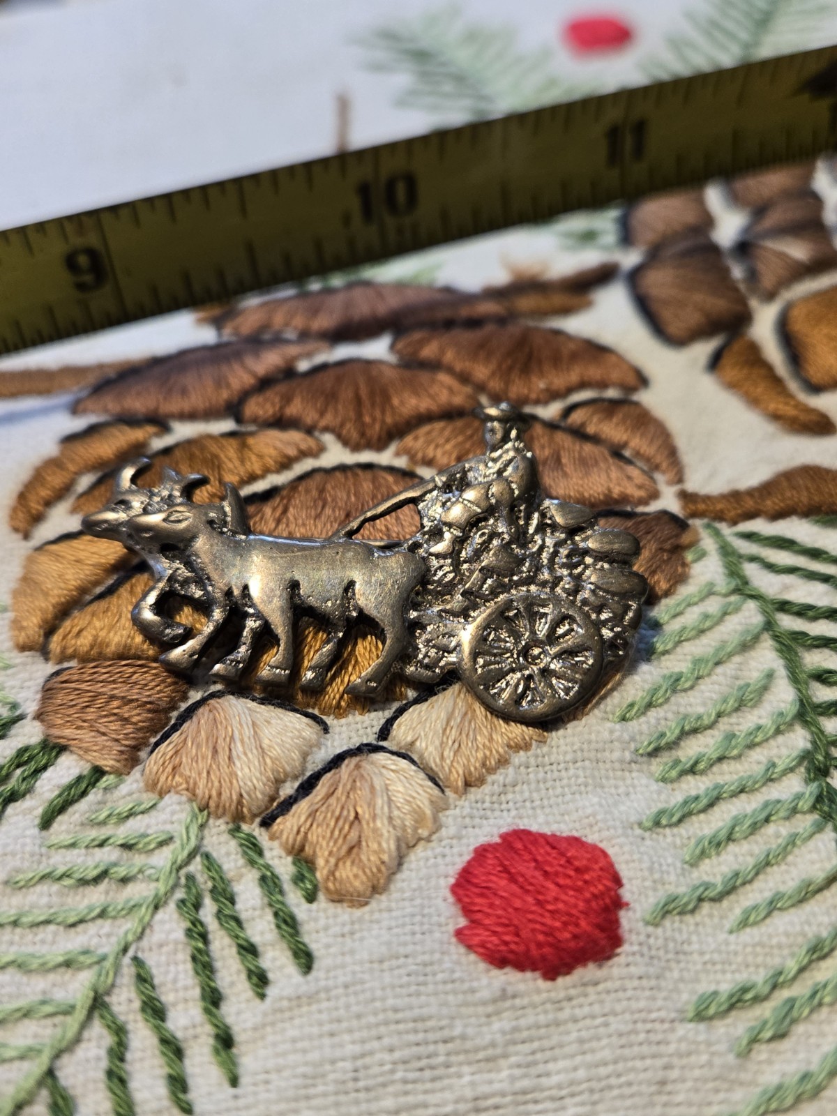 Rare Vintage Pin Farmer Oxen Wagon Farm Agriculture