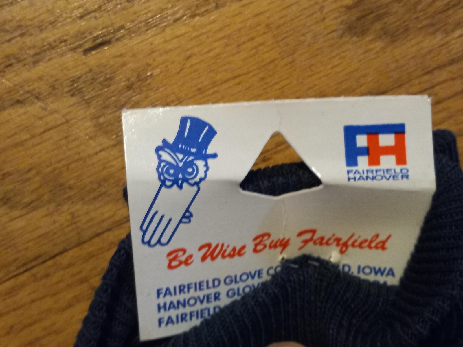 Vintage Wayne Feeds & Animal Health Aids Unused Gloves With Header Card N.O.S.