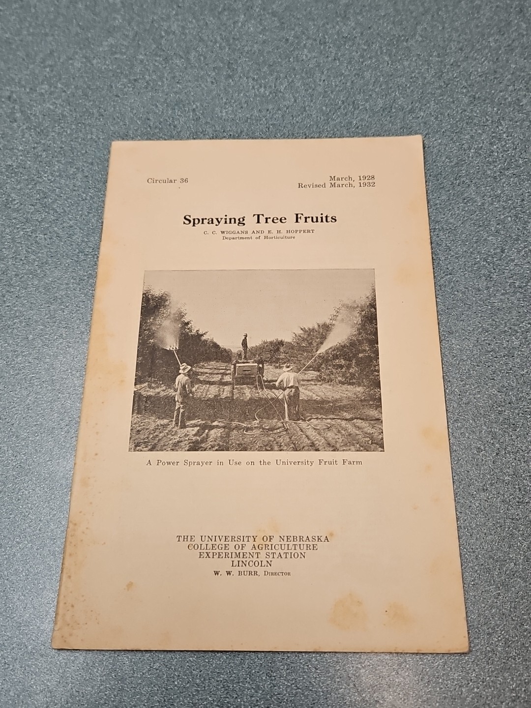 University of Nebraska Booklet Spraying Tree Fruits 1932