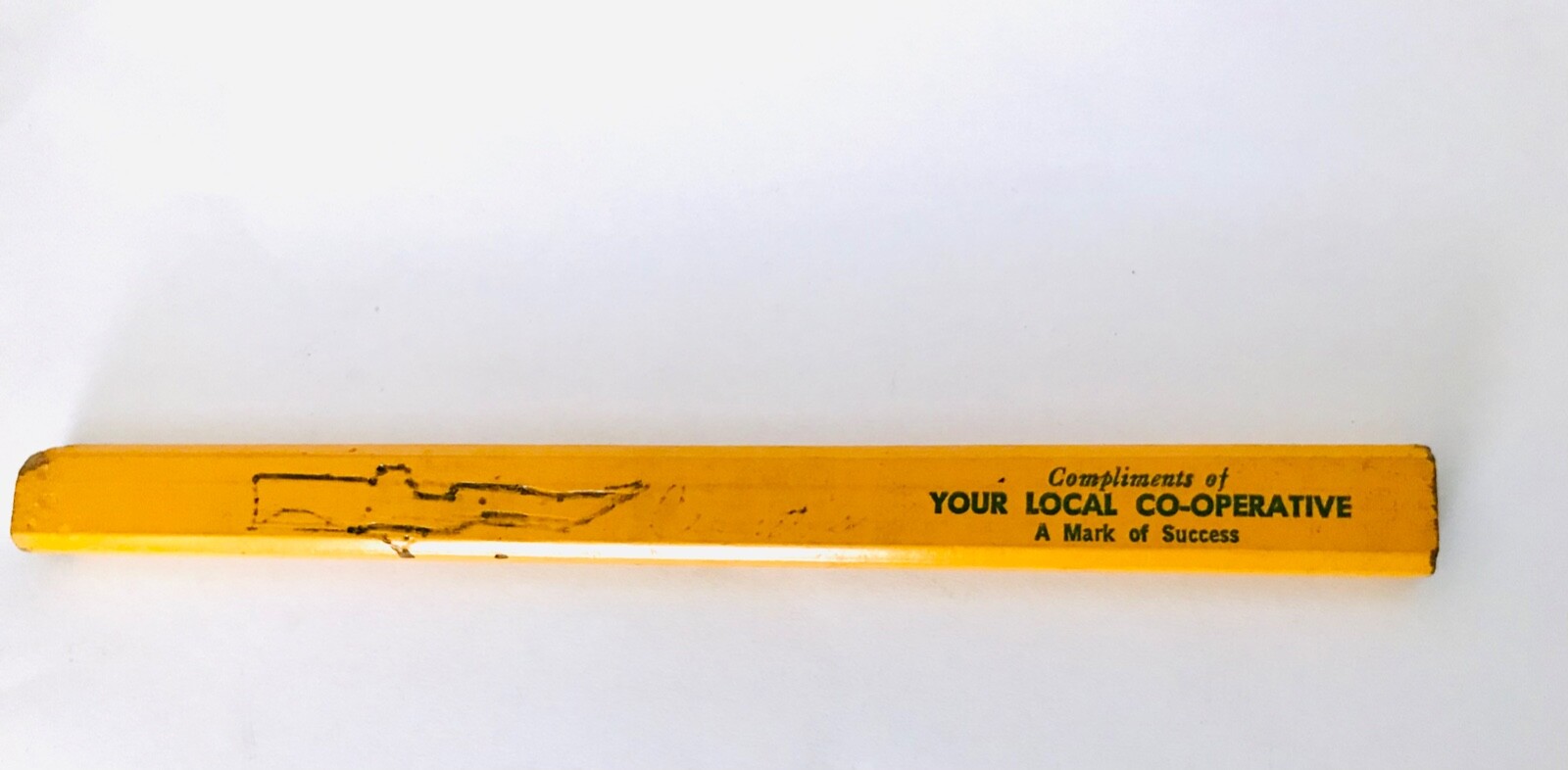 Vtg Compliments of Your Local Co-Operative Carpenter Pencil Yellow Farmer Co-Op
