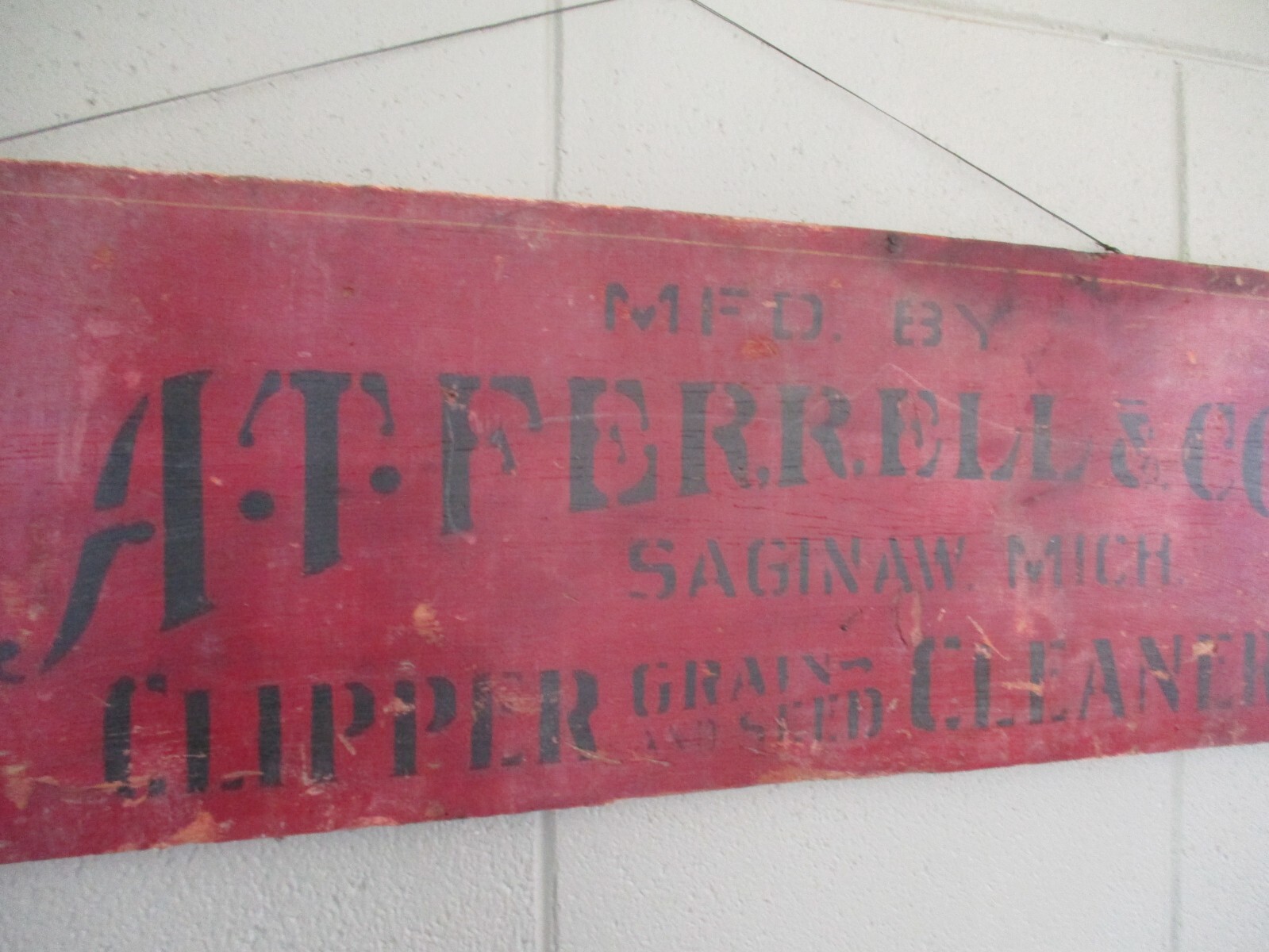 A.T.FERRELL & CO. CLIPPER & GRAIN CLEANER 1800&rsquo;S WOOD SIGN SAGINAW MICHIGAN RARE