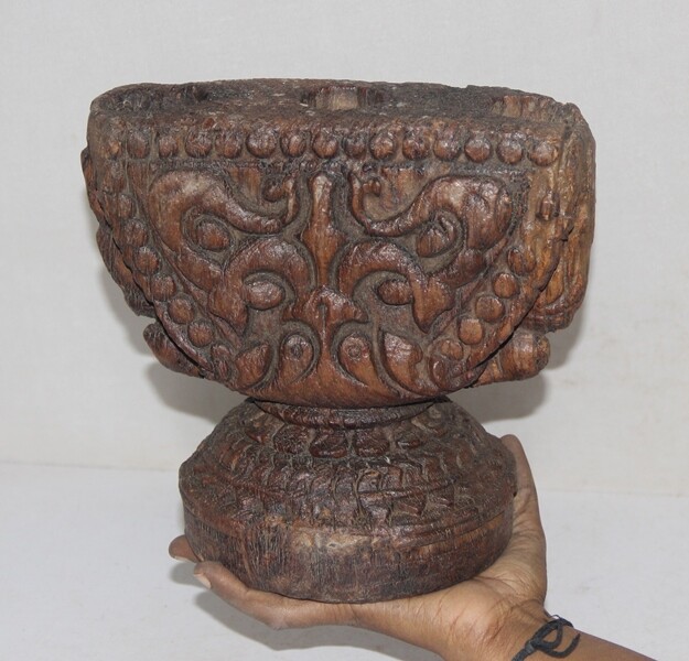 Antique Wooden Agricultulal Seed Spreader Bijni Original Old Hand Carved
