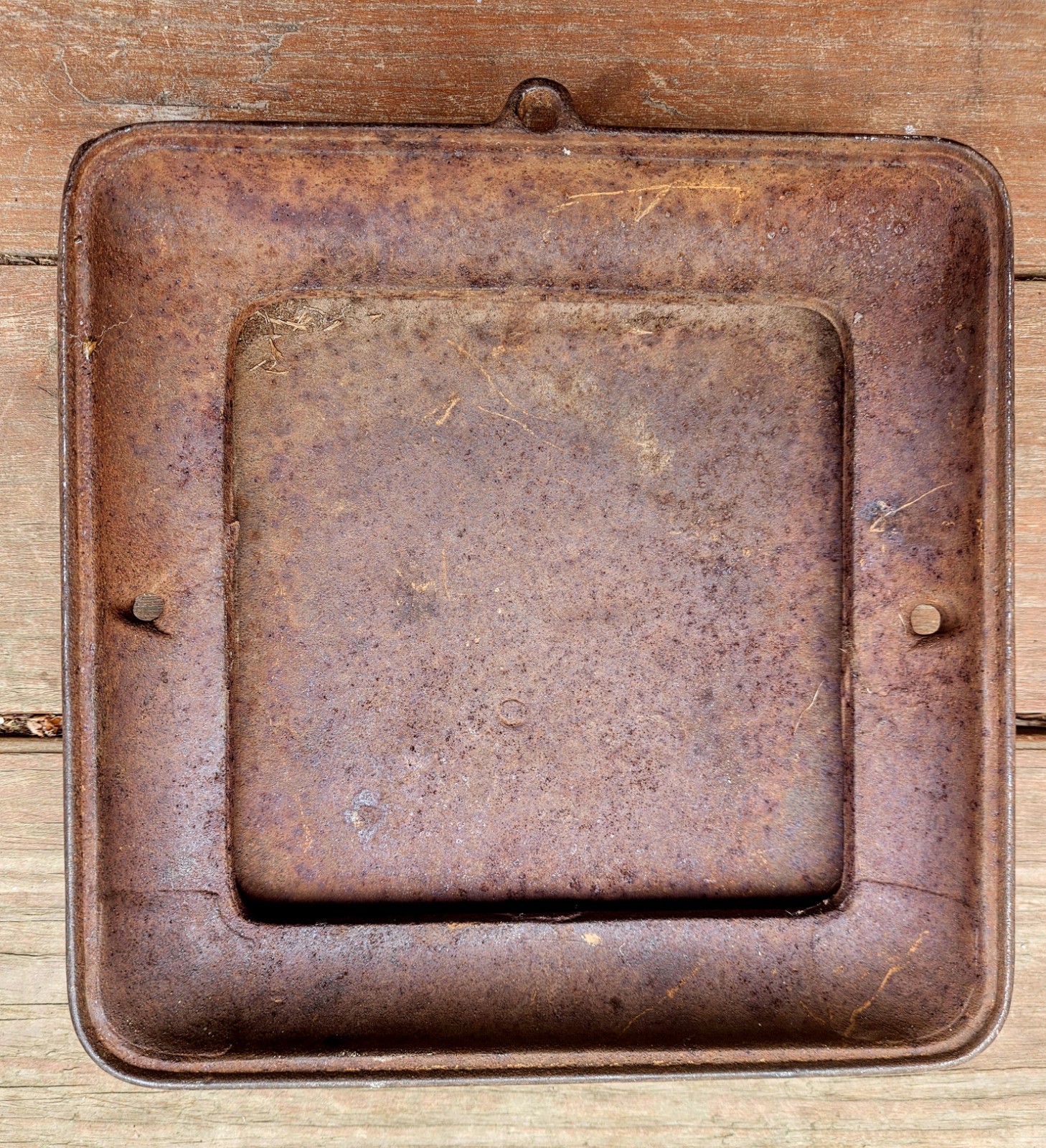 The Junior Hayes Pump Planter Cast Iron Lid for Corn Box Galva Illinois Vintage