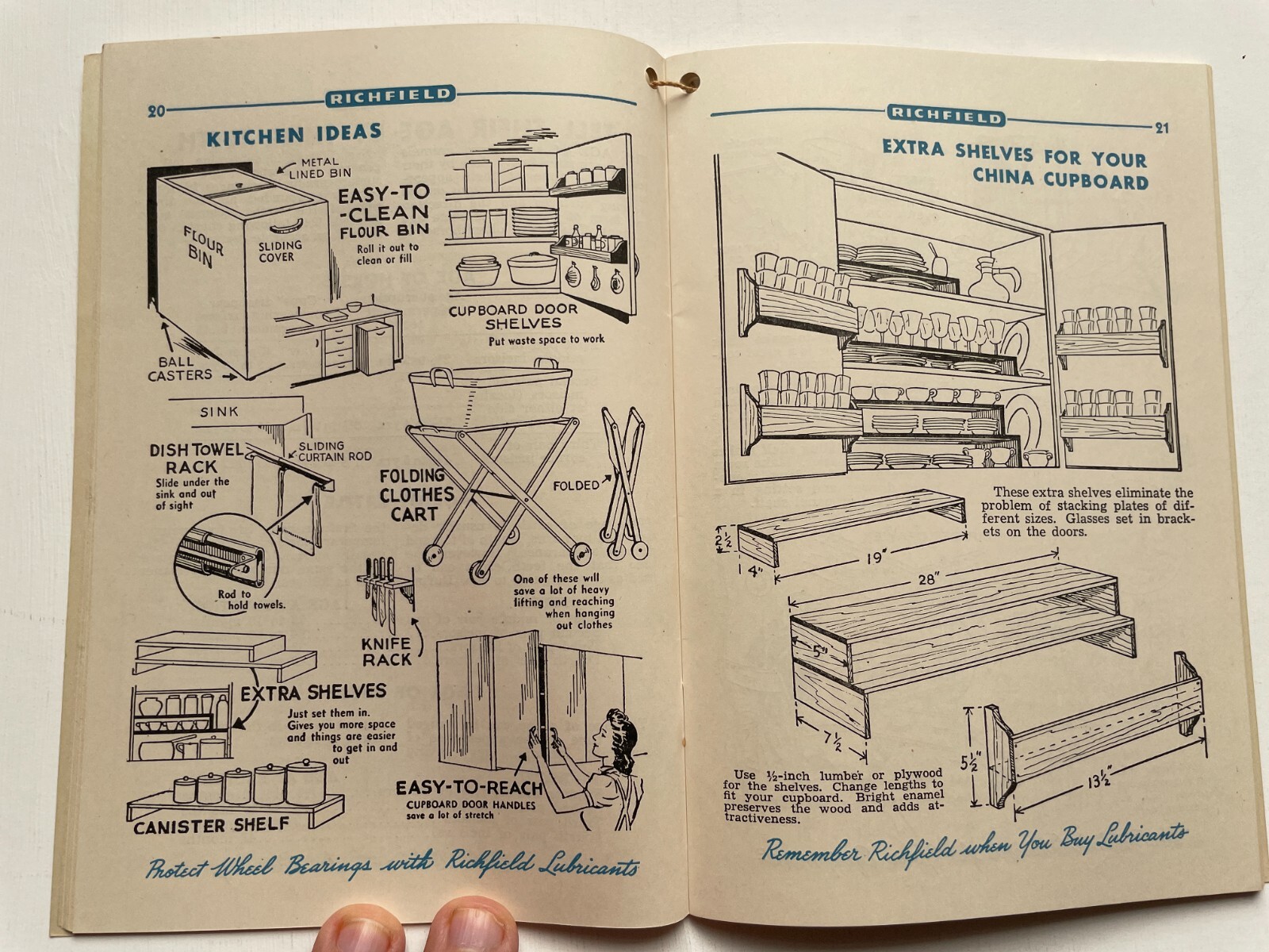 1949 Richfield Farm and Ranch Advertising Booklet w/ Projects and Records