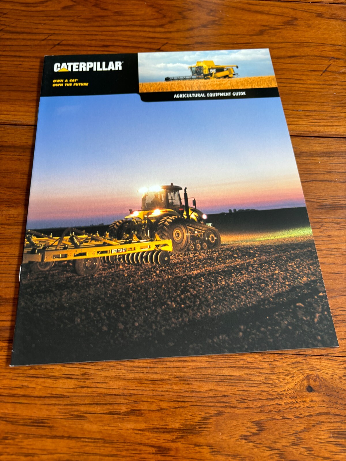 Caterpillar CAT Agricultural Equipment Buyers Guide For 2001 Brochure FCCA24