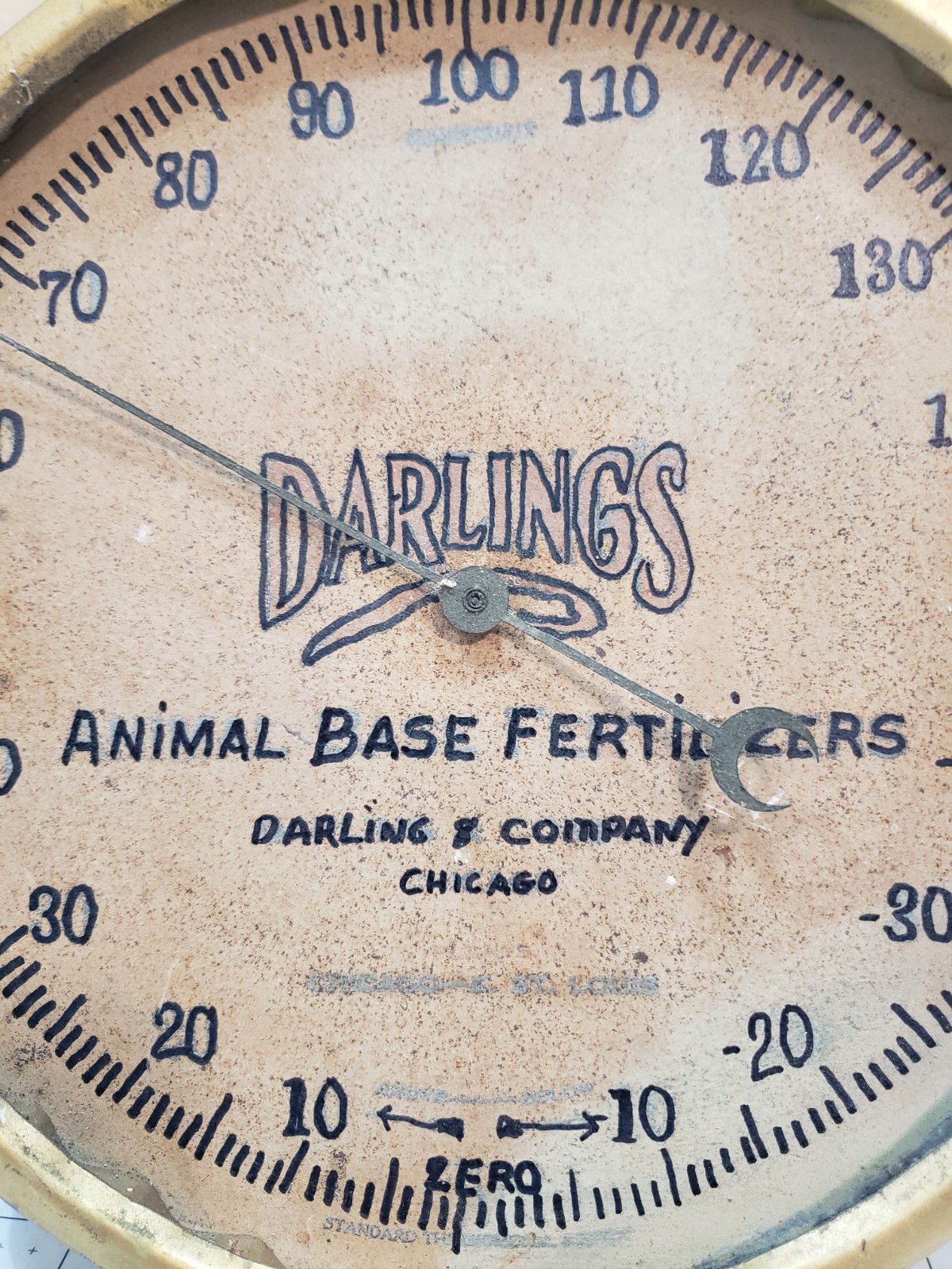 1920&rsquo;s Darling&rsquo;s Animal Base Fertilizers 9&Prime; Metal Advertising Thermometer Sign