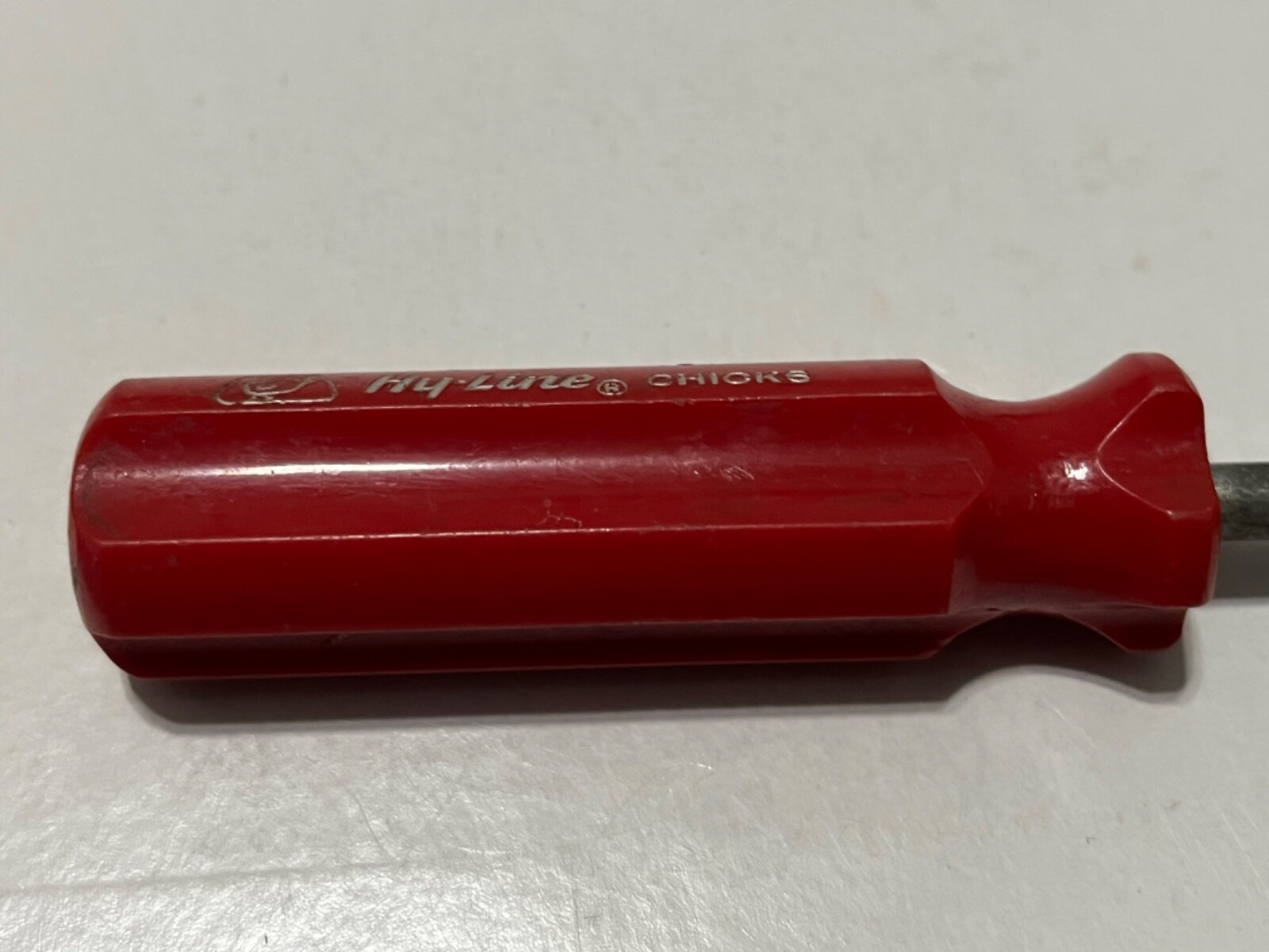 Hy-Line Chicks Screwdriver