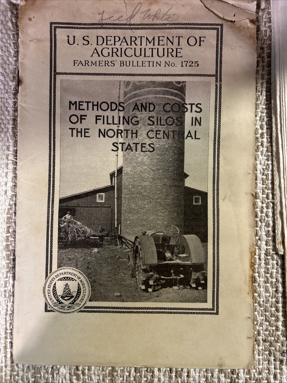 Lot Of 7 USDA 1930’s Farmers Information, Soil Defense, Dairy Farming More #4