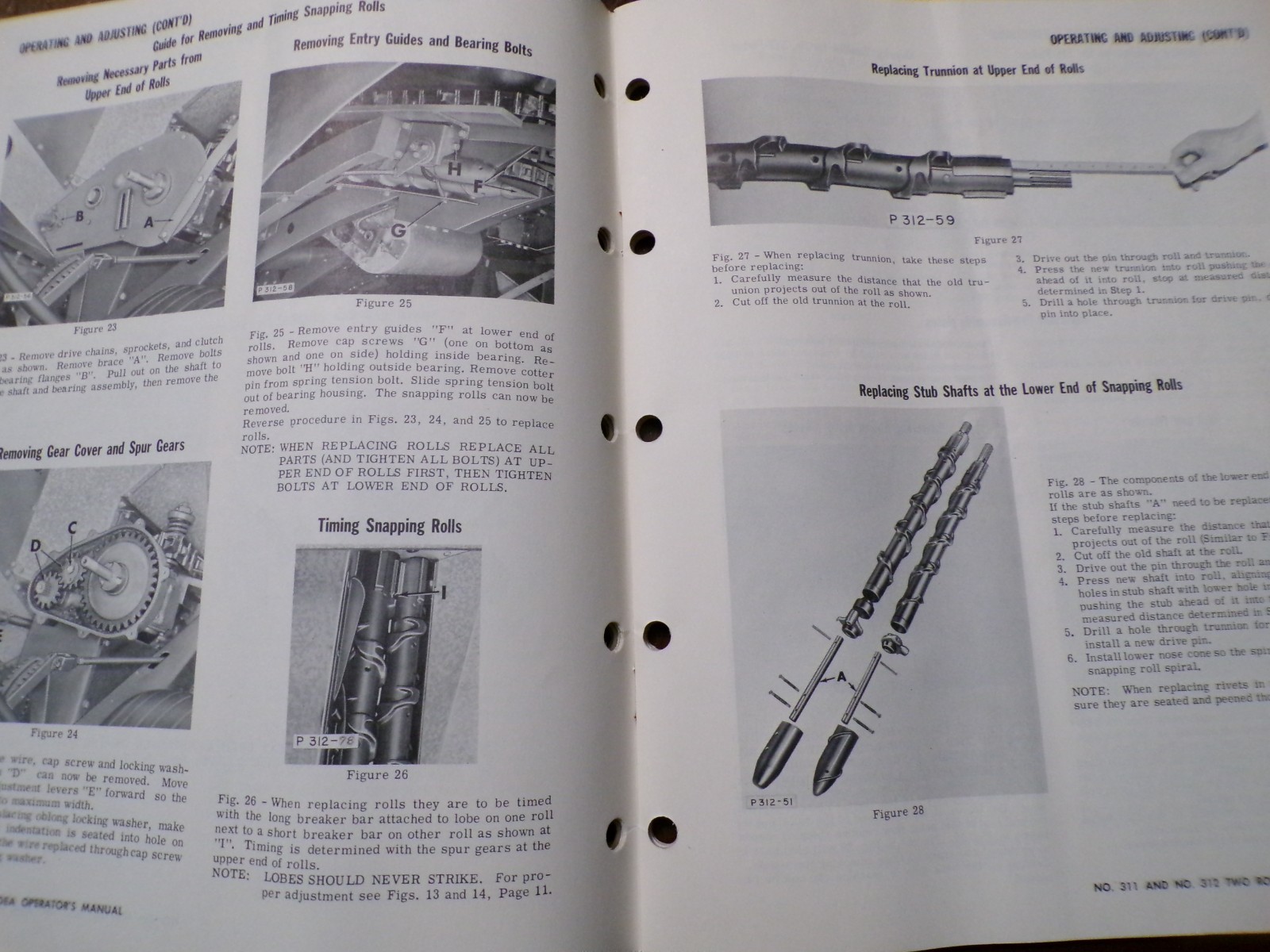 New Idea No 311 & 312 Two-Row Pull-Type Pickers Op&rsquo;s Manual, 313 Husking Unit