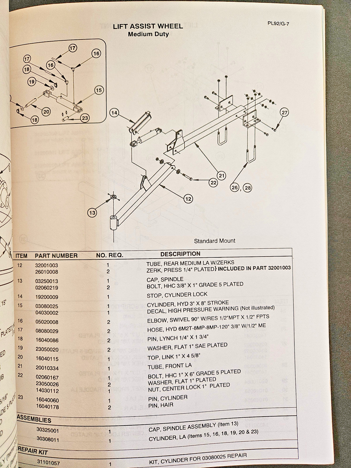 Buffalo Model Series 8000 Till Planter and Slot Planter Dealer Parts Book Manual