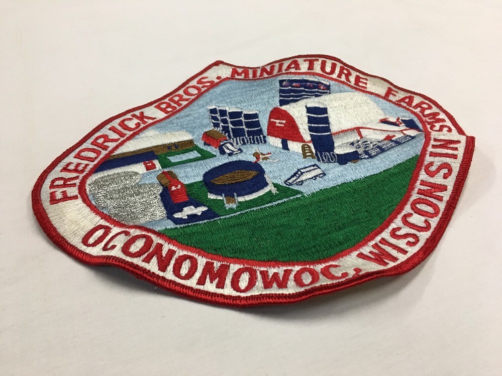Vintage Patch Fredrick Bros Miniature Farms Oconomowoc, Wi. Large 9&Prime; X 7 1/2&Prime;