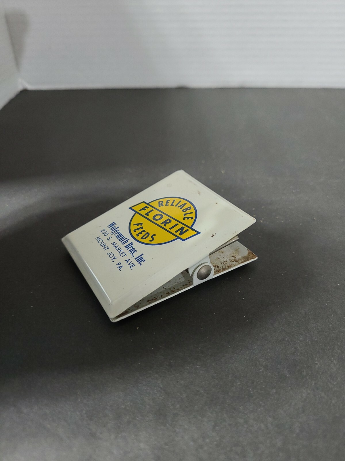 Vintage 1950s Wolgemuth Bros. Florin Feeds Receipts Clip Mt. Joy Pa